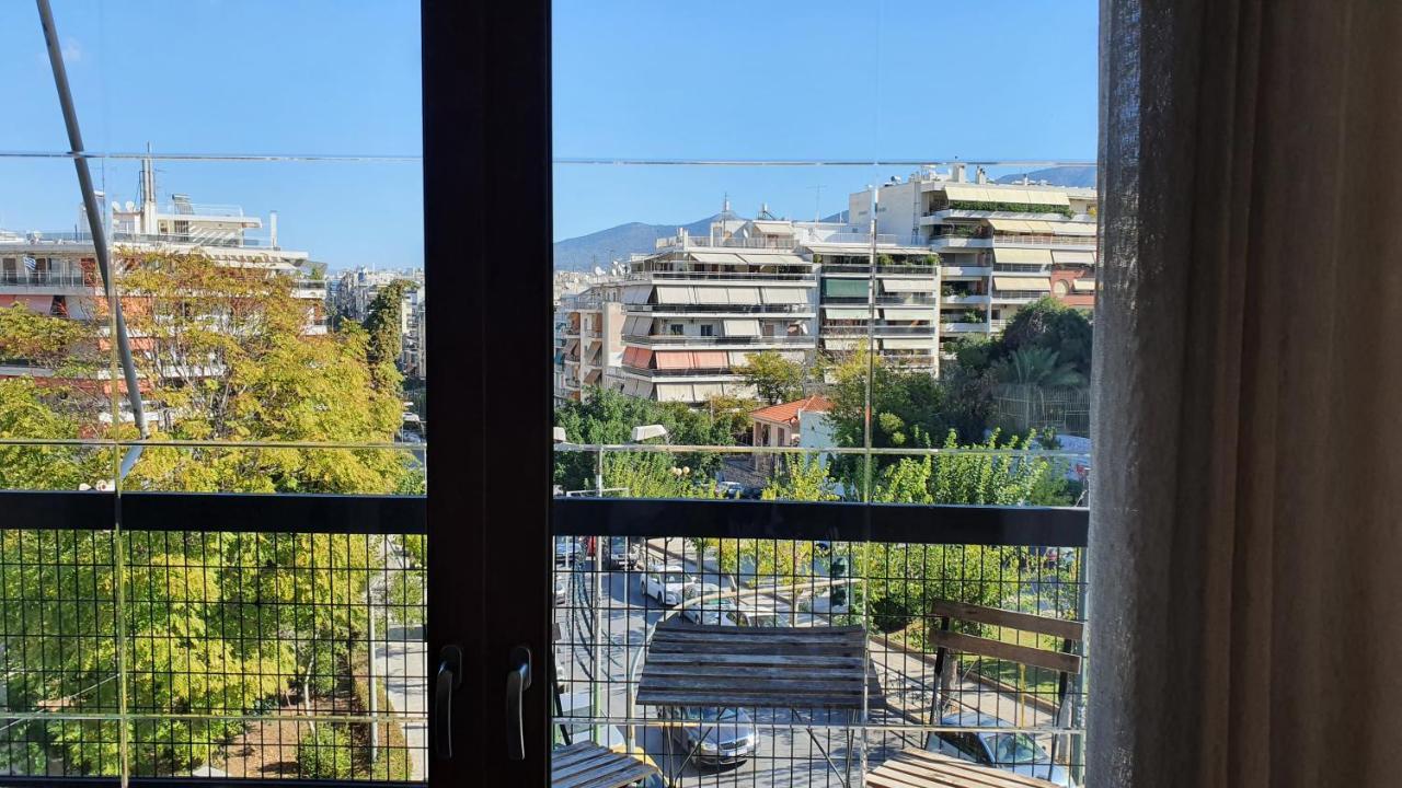 Pangsapuri 90 m² dengan 2 bilik tidur dan 1 bilik mandi peribadi di Pagrati Athens Luaran gambar