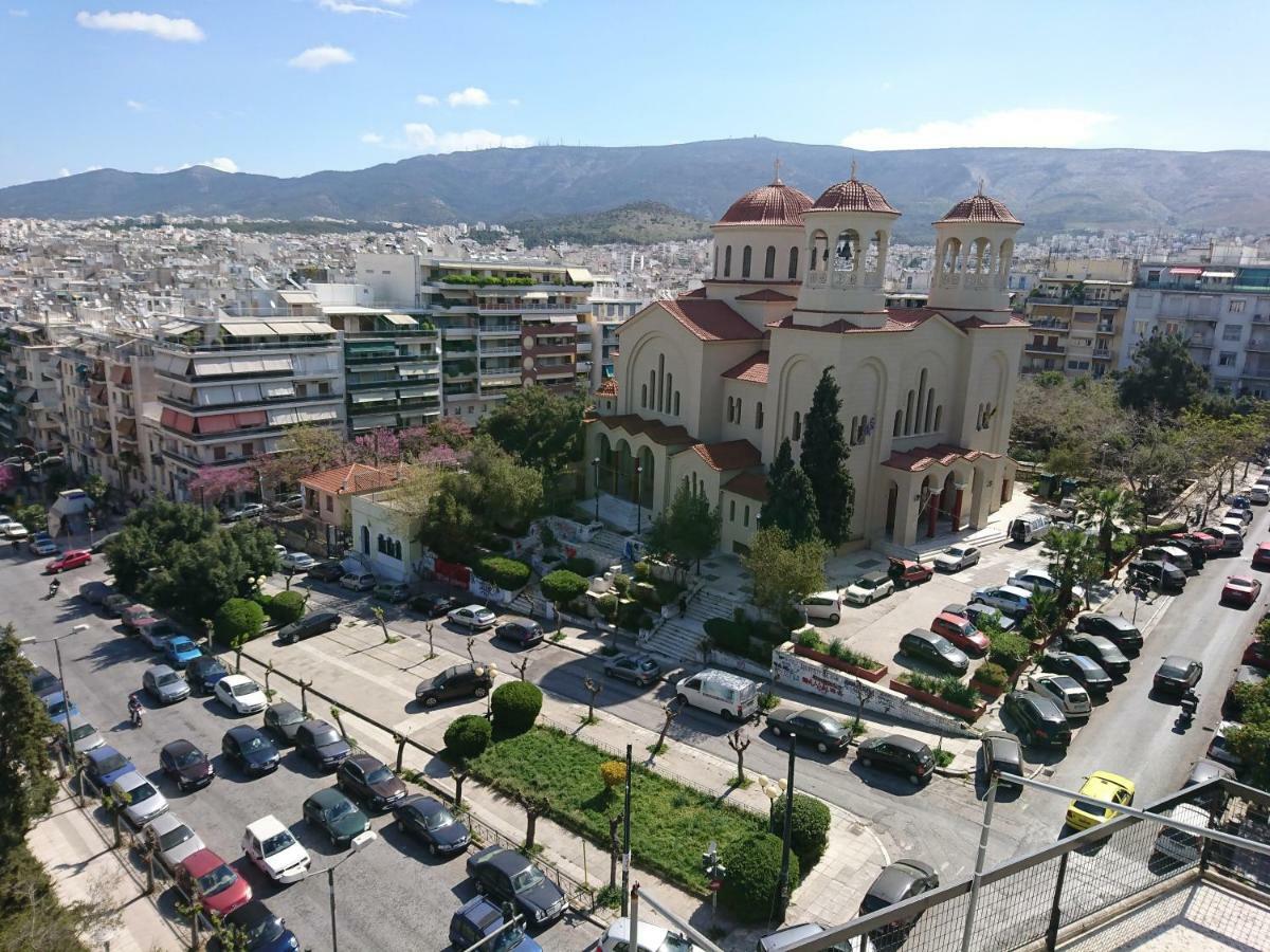 Pangsapuri 90 m² dengan 2 bilik tidur dan 1 bilik mandi peribadi di Pagrati Athens Luaran gambar