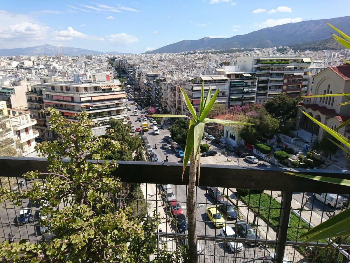 Pangsapuri 90 m² dengan 2 bilik tidur dan 1 bilik mandi peribadi di Pagrati Athens Luaran gambar